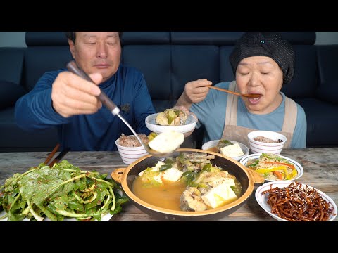 얼큰한 동태탕에 정갈한 반찬들로 집밥 스타일 먹방 Pollack soup with homemade