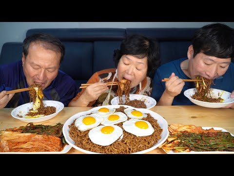 짜파게티와 파김치 반숙계란까지 Chapagetti with Green onion Kimchi 8개 뚝딱