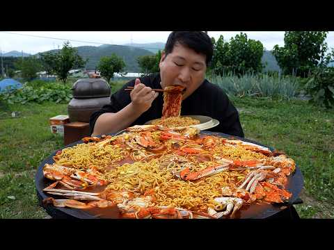 꽃게 듬뿍 넣어 꽃게탕 느낌 살린 라면 시원한 국물에 밥까지 말아 후루룩 Blue crab instant