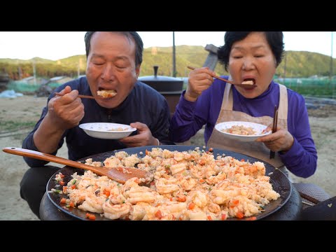 오동통한 새우 가득한 솥뚜껑 새우 볶음밥 Shrimp Fried Rice 요리 먹방 Mukbang