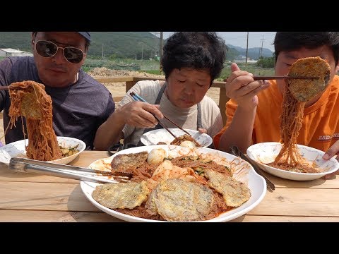 맛있는 육전과 매콤한 비빔냉면 Spicy cold noodles 요리 먹방 Mukbang eating
