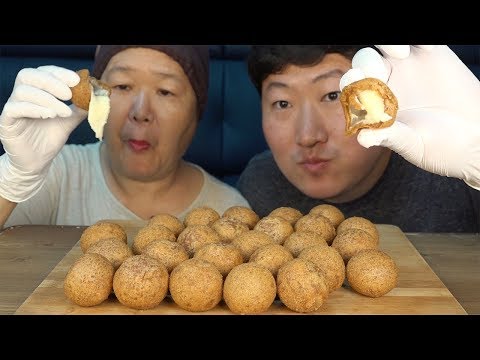 시원한 맥주 한잔과 BHC 치즈볼 Cheese ball Beer 요리 먹방 Mukbang eating