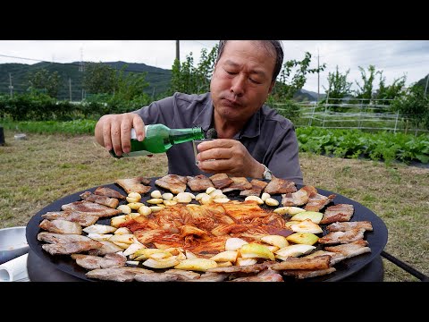 소주 땡기게 만드는 아버지의 솥뚜껑 삼겹살 혼술 먹방 Samgyeopsal on a cauldron lid
