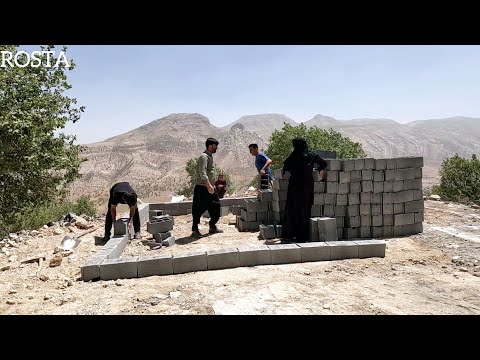 Daily life in the mountains building a nomadic kitchen