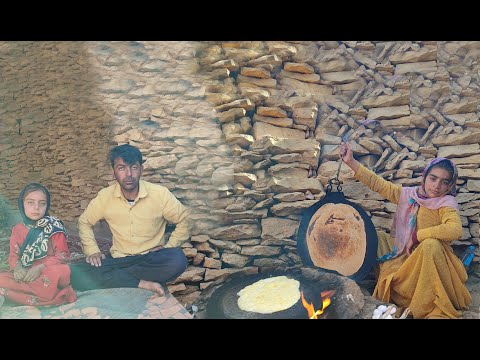 Baking Hot Local Bread Nomadic Lifestyle