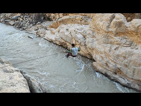Crossing the river with the means of nomadic life 2023
