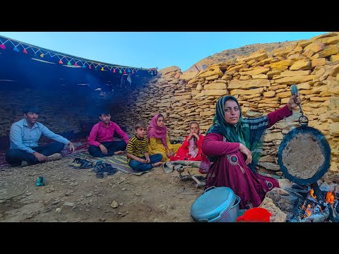 What do nomadic families eat for breakfast