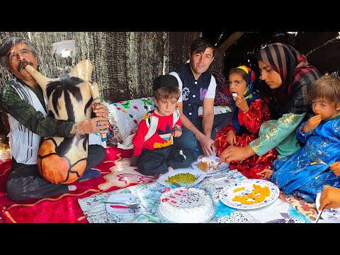 Traditional and nomadic birthday party
