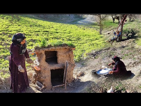 Building a nest for chickens Nomadic life 2023