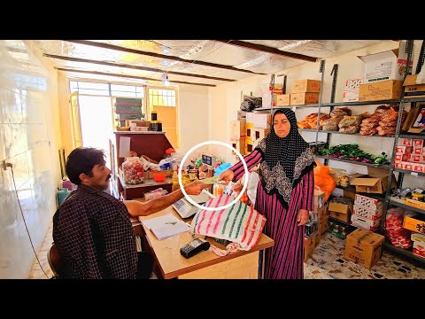 See how a nomadic woman sells special mountain plants
