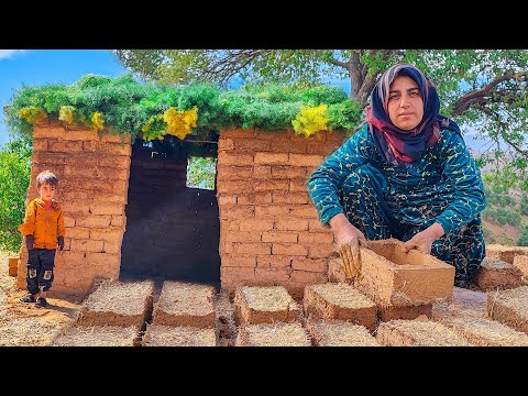 Building a very beautiful mud hut in the mountains by a
