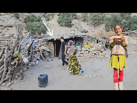 A memorable night with a nomadic couple