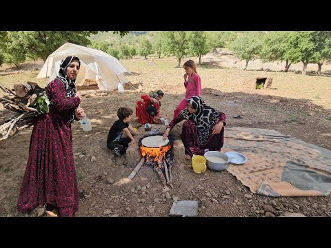 A Day in the Life A Nomadic Mother and Her Children s