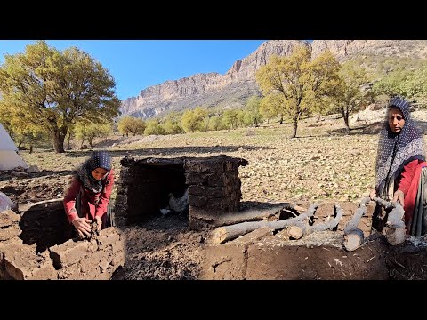 Making a beautiful chicken hat from dirt by a nomadic woman