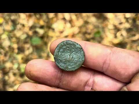 КОП ПО СТАРИННОЙ ДОРОГЕ НАШЁЛ ПИСТОЛЬ ПЕЧАТЬ И КУЧУ СЕРЕБРА
