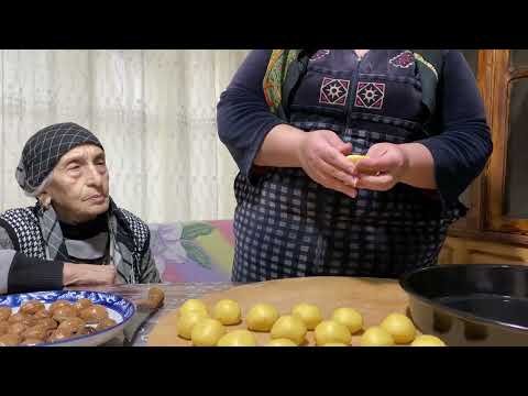 Incredibly Delicious Peach Sweets We Bake and Grandma
