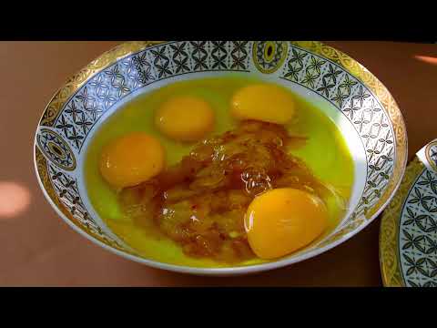 Delicious Pilaf Ever Chicken with Onions and Eggs