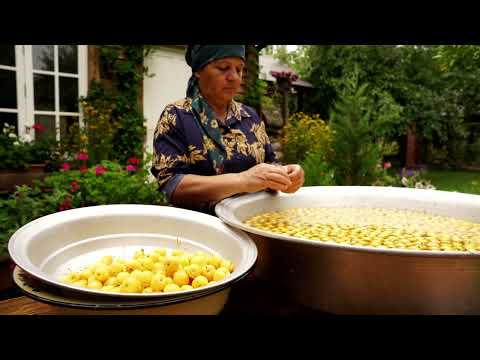 Paradise Apples Making Homemade Jam and Pickling