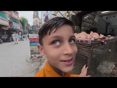 AYAĞIYLA ET KESEN KASAP Pakistan da Sıradan 1 Gün