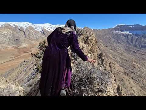 Kulthum s daring journey to the rocks traversing dangerous
