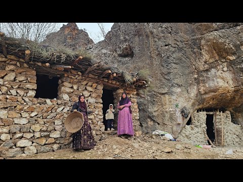 Iranian Nomad Women s Sky Bridge Adventure