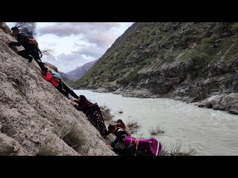 The risk to reach the destination nomads of Iran