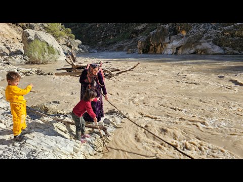 Life in the heart of the mountains the story of a nomadic