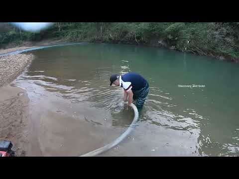Real GOLD Flowing From a Hidden Stream Shocking Discovery