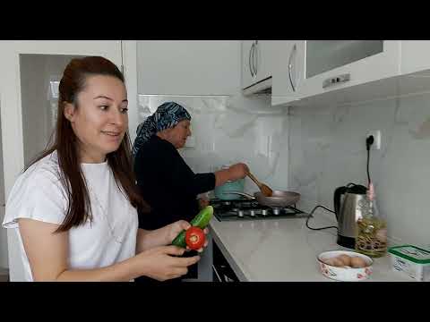 GEZMEYE GİDİYORUZ KAHVALTIDA YUMURTALI MENEMEN