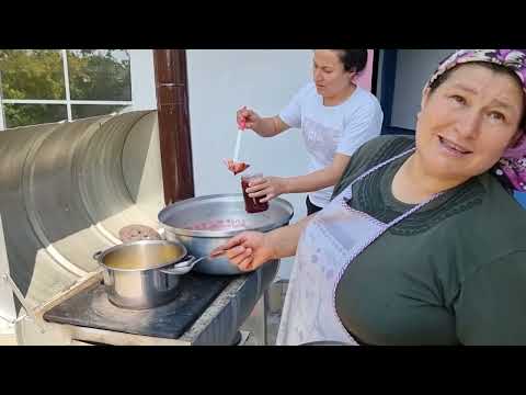 ÖĞLE YEMEĞİMİZDE BAHÇEDEN BAMYA EKŞİLİ