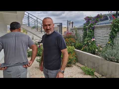 MUHAMMET KARDEŞİMİN BAHÇESİ ÇOK ĞÜZEL OLMUŞ ÇİÇEKLER YENİ