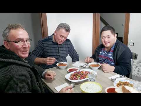 MİSAFİRİMİZ VAR YEMEKTE TAHRANA ÇORBASI ETLİ BULGUR PİLAVI