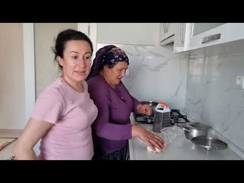 ANNEM BİZE BİR KIZDI BİR KIZDI ABLAMLA ÇOK YORULDUK