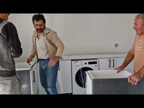 YENİ MUTFAK DOLAPLARIMIZIN KURULUMU DEVAM EDİYOR VE