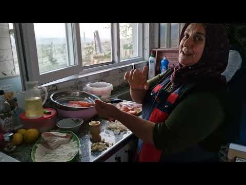 AKŞAM MENÜMÜZDE SOMON BALIĞI ZEHRA ABLAMIZIN ELLERİNDEN