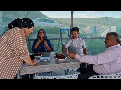 KOMŞUMUZLA KİRAZ VE KAHVE MOLASI RIFKIMIZ İYİLEŞİYOR