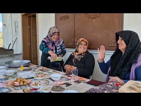 KÖYDE YAŞAM EVİMİZE İÇME SUYU TAŞIYORUZ KOMŞULARIMIZLA