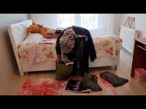 ANNEM BUGÜN KENDİNE NE GÜZEL KIYAFETLER ALDI