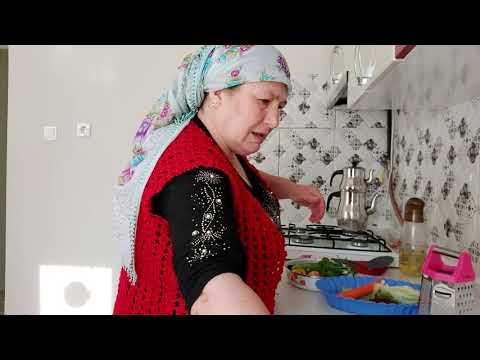 SABAH KAHVALTISINDA KIRMIZI PANÇARLI HAVUÇLU YUMURTA