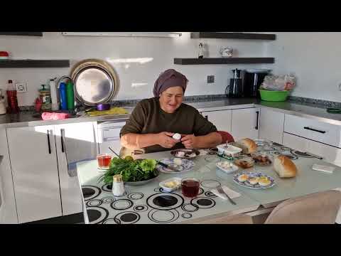 KÖYDE YAŞAM GÜZEL BİR GÜNÜMÜZ DÜĞÜN İSKİLİP DOLMASI MARKET
