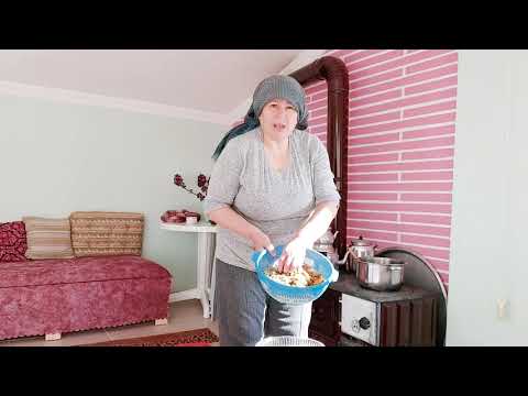 YARMALI KURU FASULYE YEMEĞİ KUZİNE SOBANIN ÜSTÜNDE