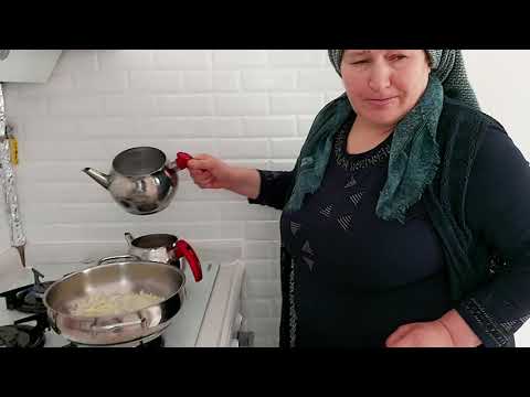SOĞANLI YEŞİL FASULYE KAVURMASI DOMATESLİ MİS GİBİ