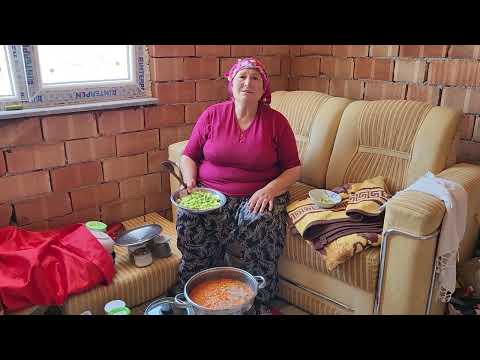 İNŞAATTA HATİCE HANIM ÖĞLE MENÜSÜNDE NELER HAZIRLADI