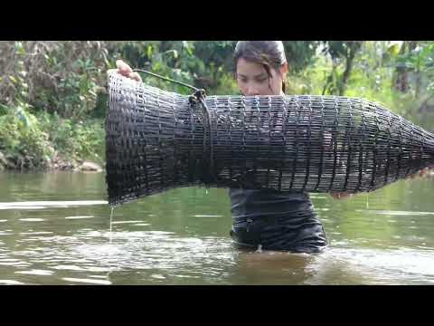 full video 30 day Fishing on a Bamboo Raft Simple Tools Big