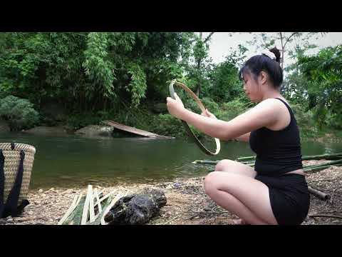 How to make a fish trap using a handmade bamboo cage