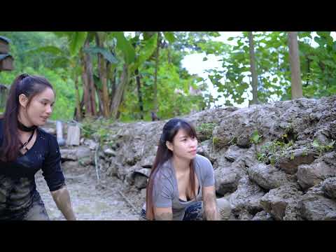 How Lily and Hien Play in Mud and Grow Vegetables