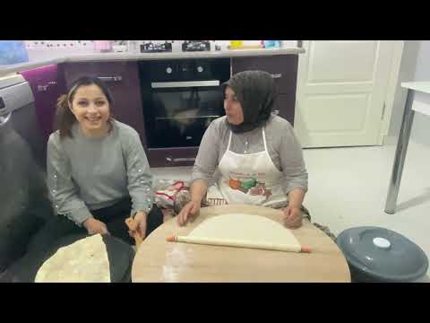 ANNE TARİFİ ÇEŞİT ÇEŞİT GÖZLEMELER MAYALI YUMUŞACIK SOĞANLI