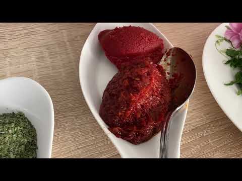 LAHANAYI BU ŞEKİLDE KESİN VE PİŞİRİN PRATİK YÖNTEMİYLE