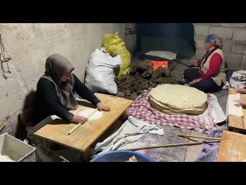 KÖYDE SON GÜNÜMÜZ DÜNÜRLERİMİZ BANA YUFKA EKMEK YAPTI ALLAH
