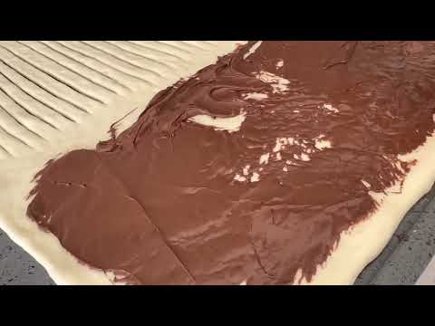 ÇAYI KOYUN BU ÇÖREK KAPIŞ KAPIŞ GİDİYOR YUMUŞACIK DOKUDUYLA